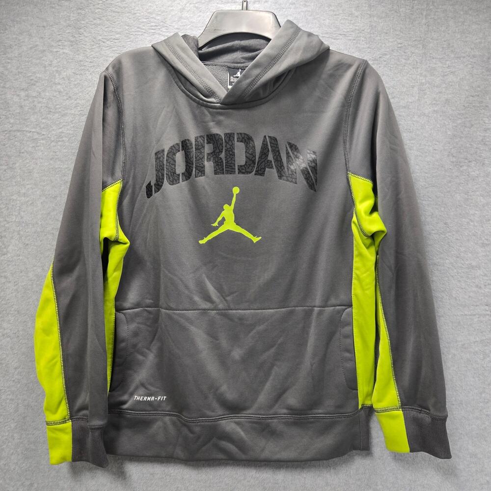 Boys Air Jordan Therma Fit Hoodie Size XL